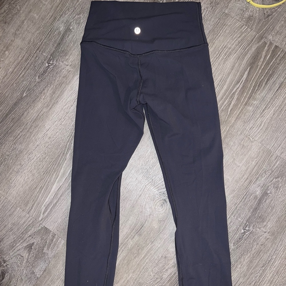 Grey Lululemon aligns